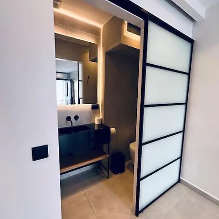 Bonita Luxury With Window Apartment *